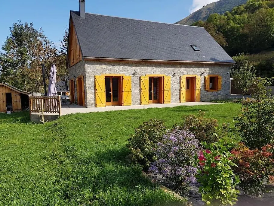 Chalet Spacieux ルダンヴィエル